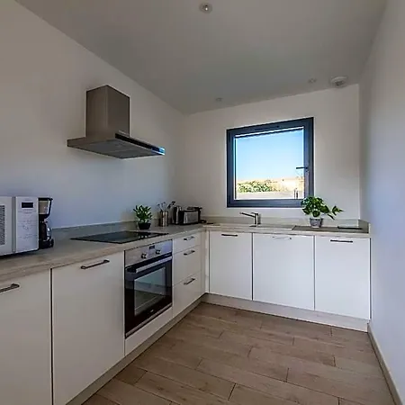 Superiore Vesna Rossa 4p6p Cala Rossa
